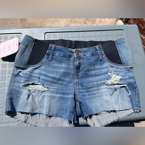 new maternity shorts 🩳